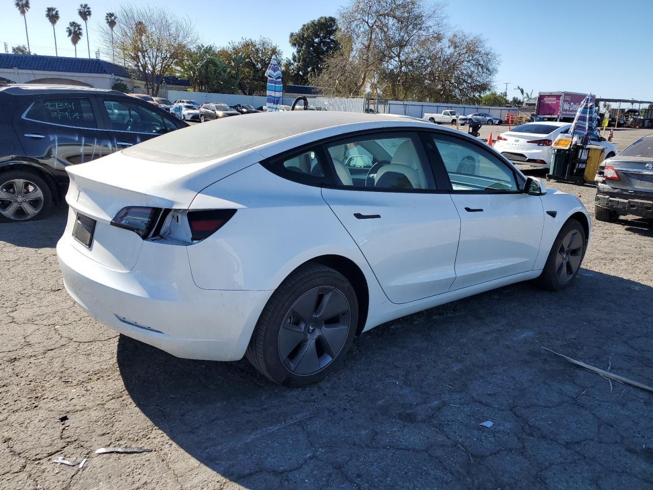 2023 TESLA MODEL 3 - Фото 3