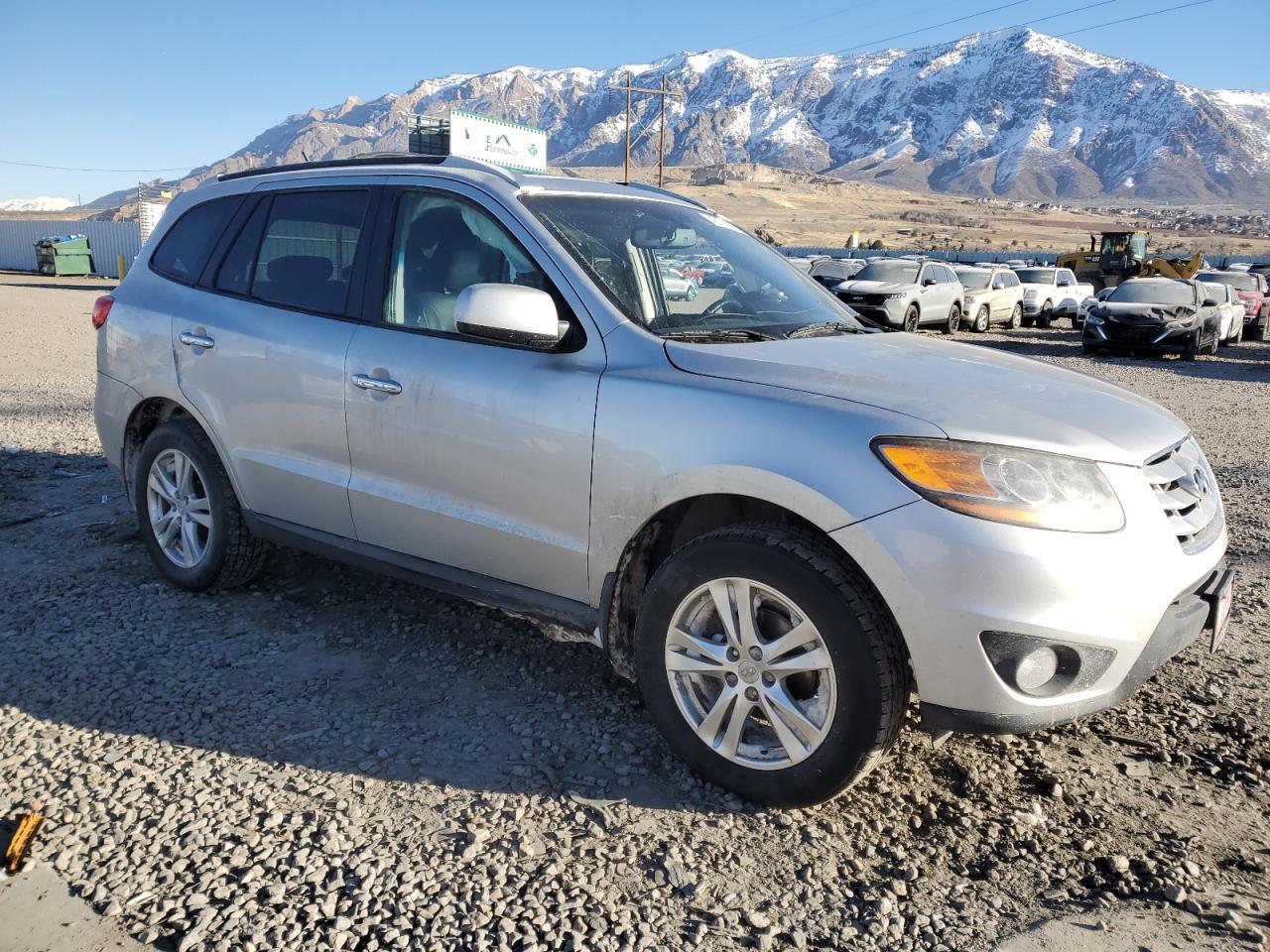2011 HYUNDAI SANTA FE L - Image 4