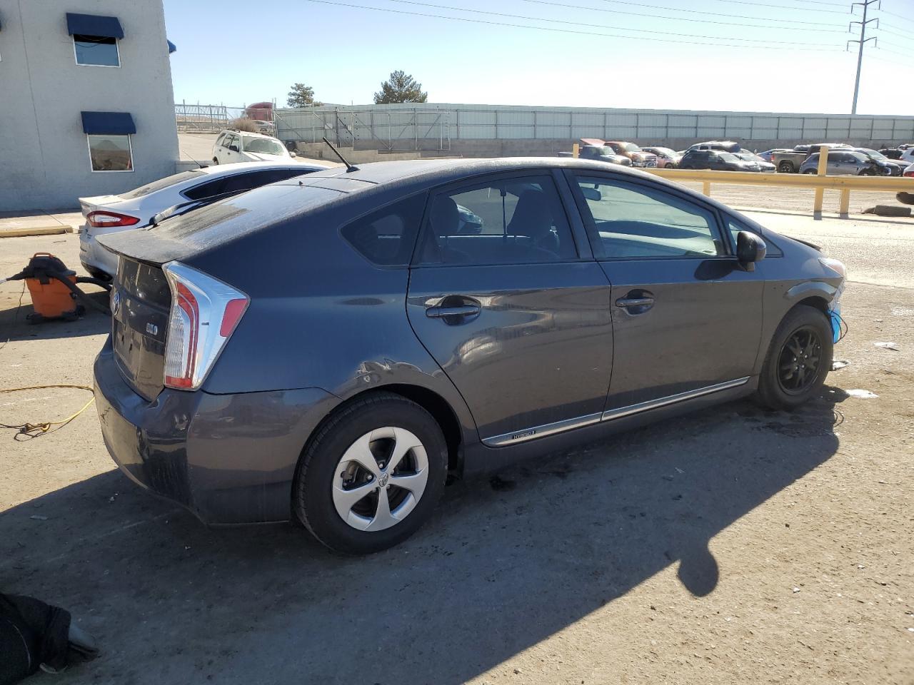 2013 TOYOTA PRIUS - Image 3
