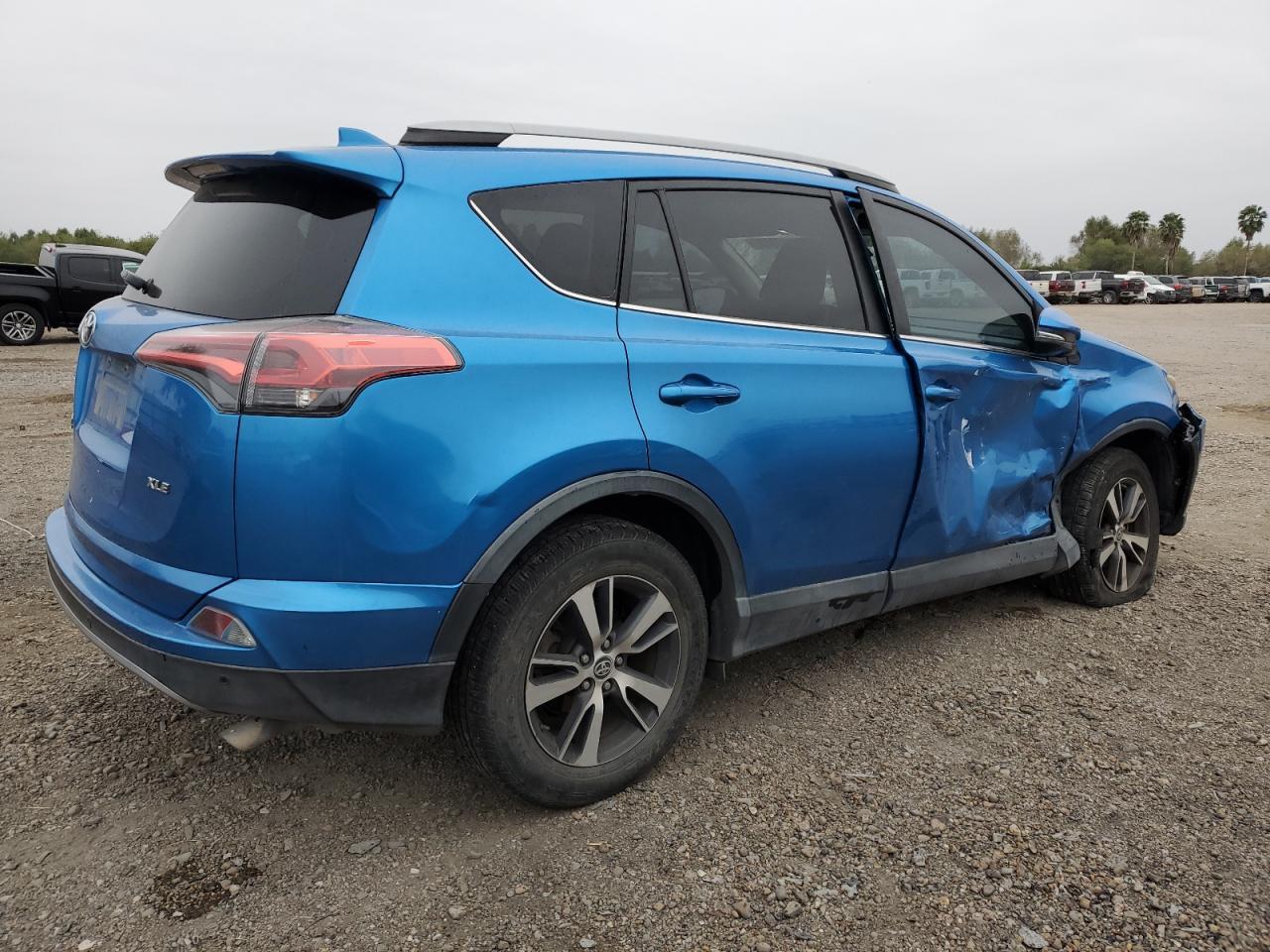 2018 TOYOTA RAV4 ADVEN - Фото 3