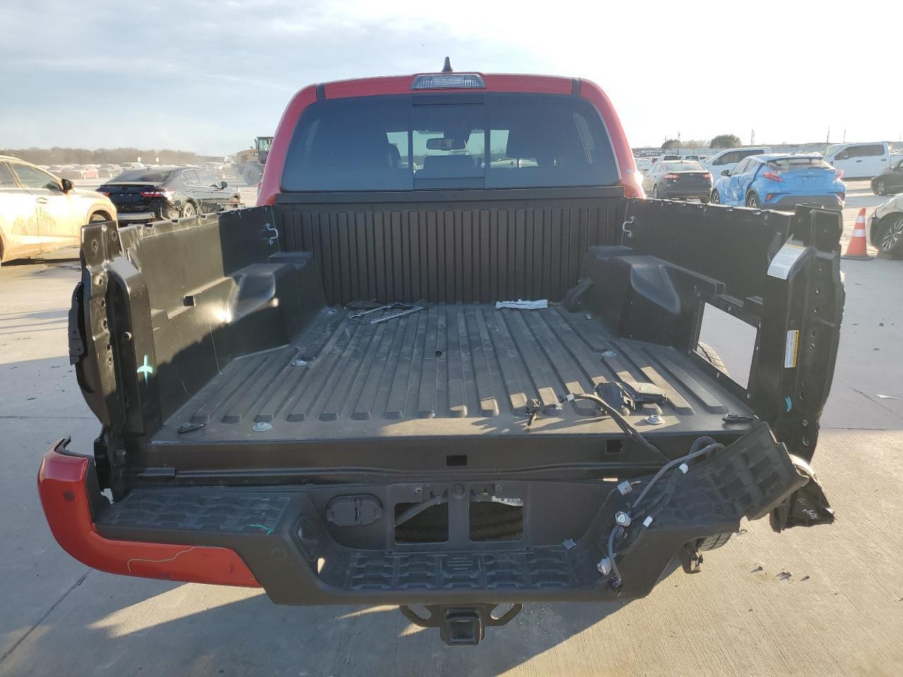 2023 TOYOTA TACOMA DOU - Фото 6