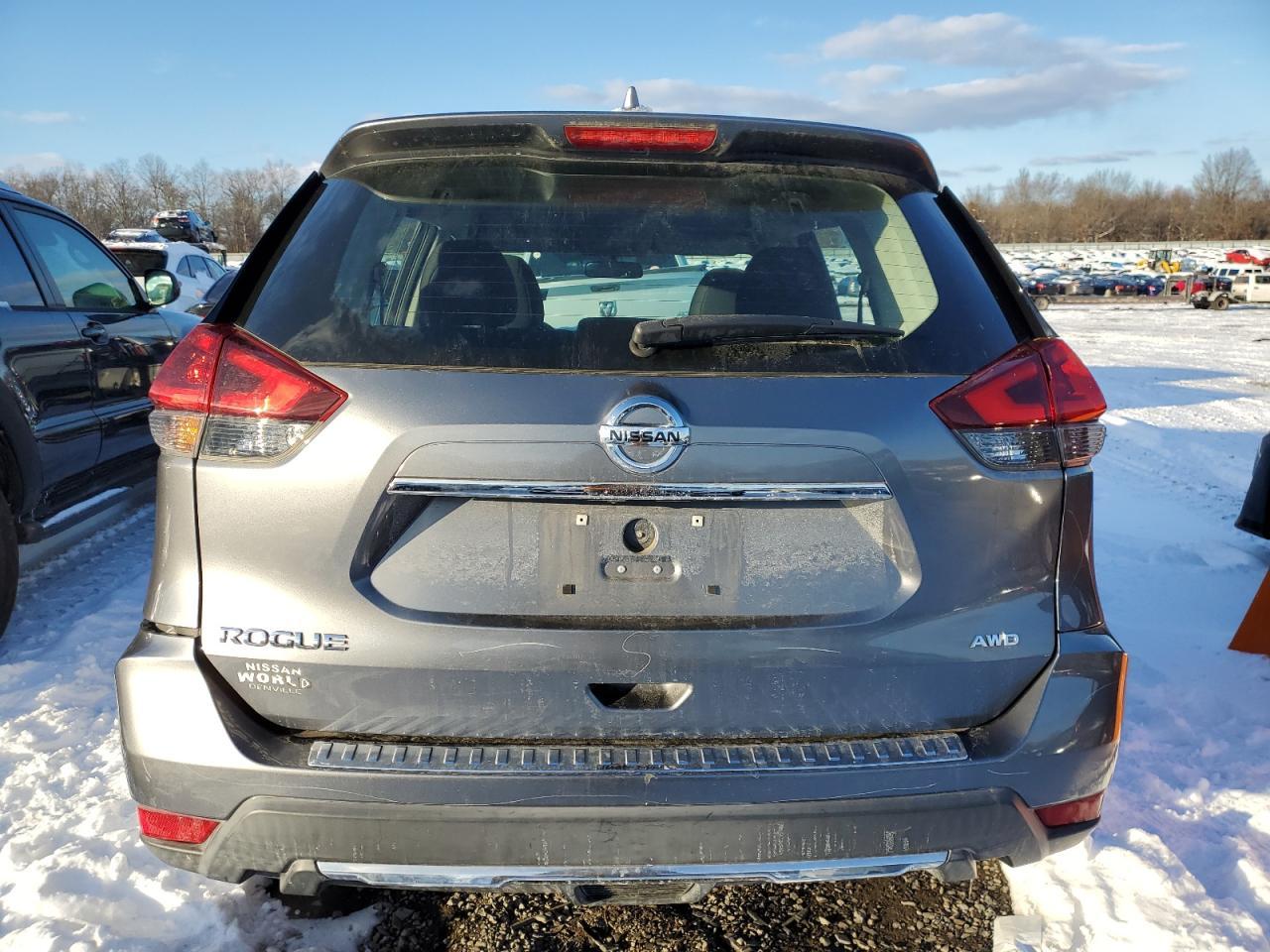 2018 NISSAN ROGUE S - Image 6