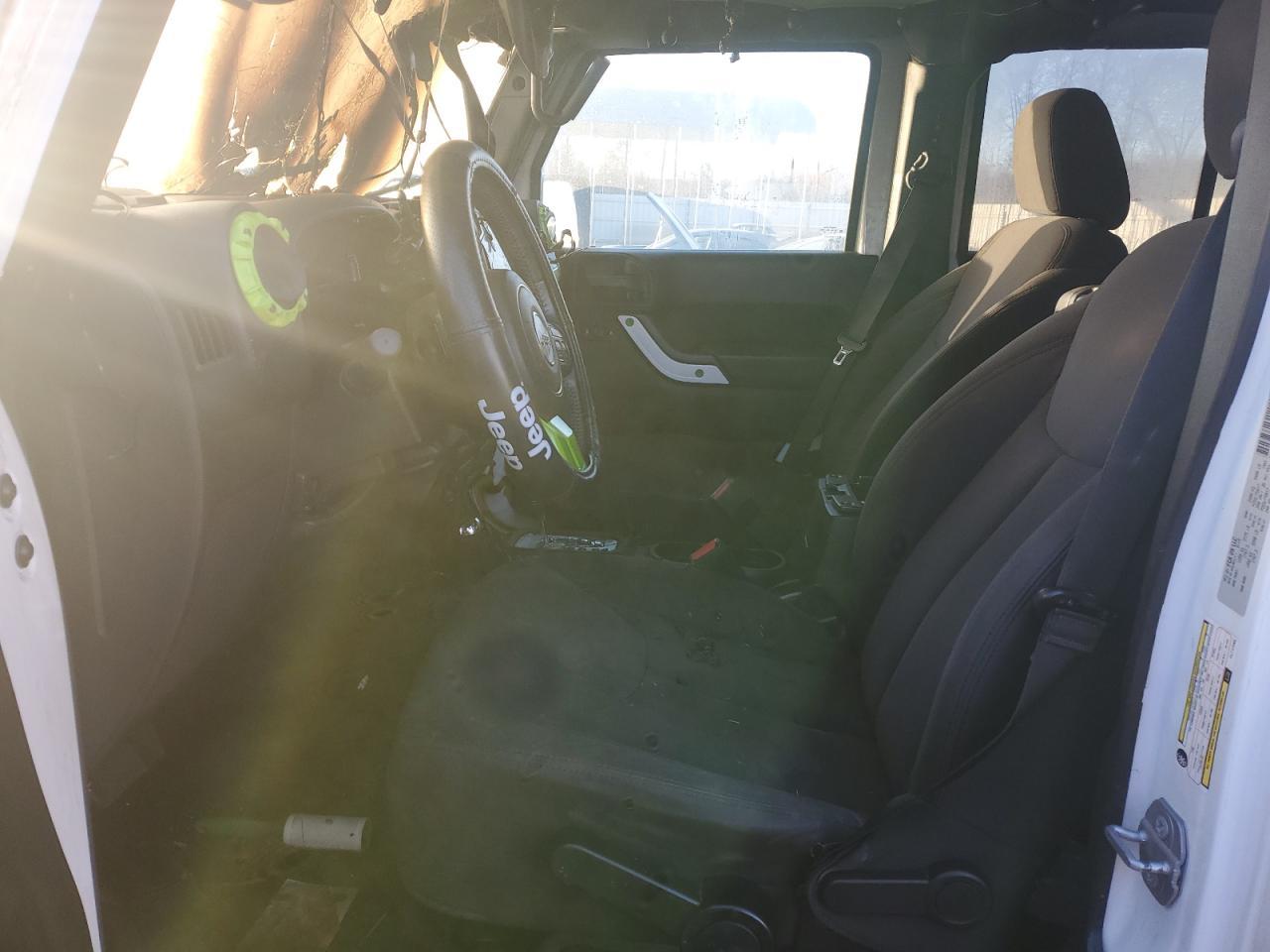 2015 JEEP WRANGLER U - Фото 7