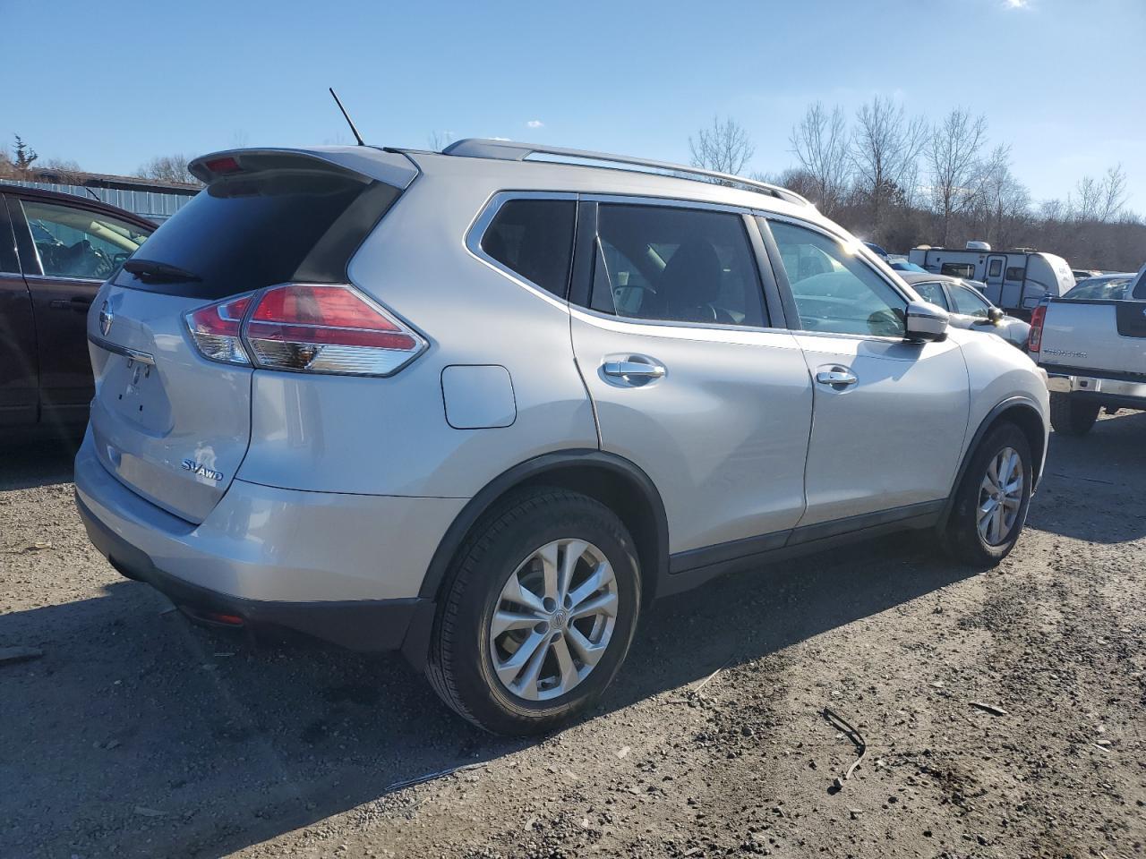 2016 NISSAN ROGUE S - Фото 3