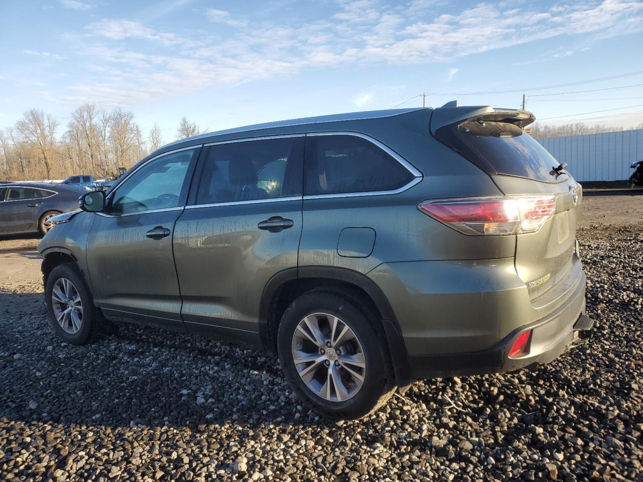 2014 TOYOTA HIGHLANDER - Фото 2
