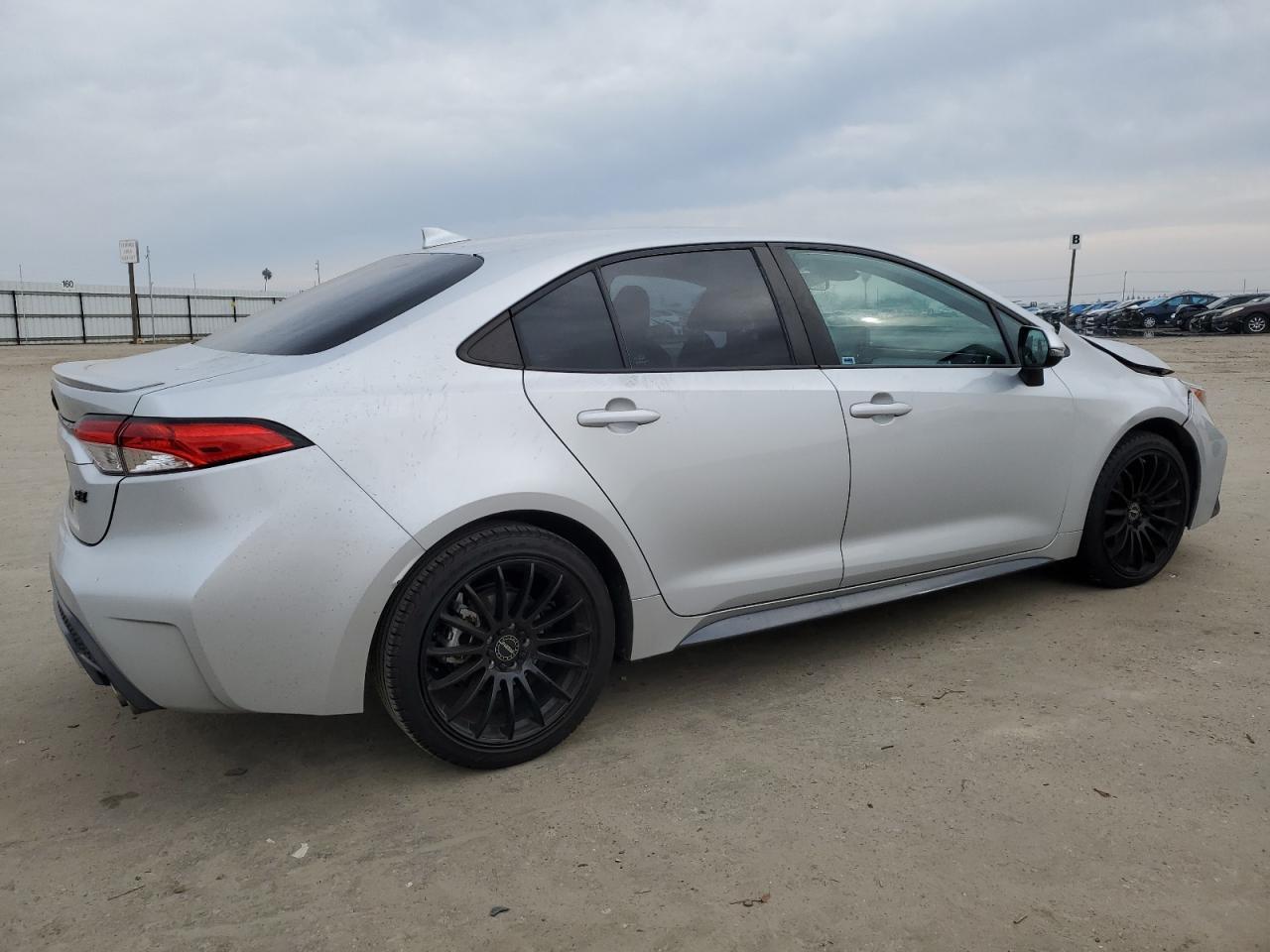 2022 TOYOTA COROLLA SE - Фото 3