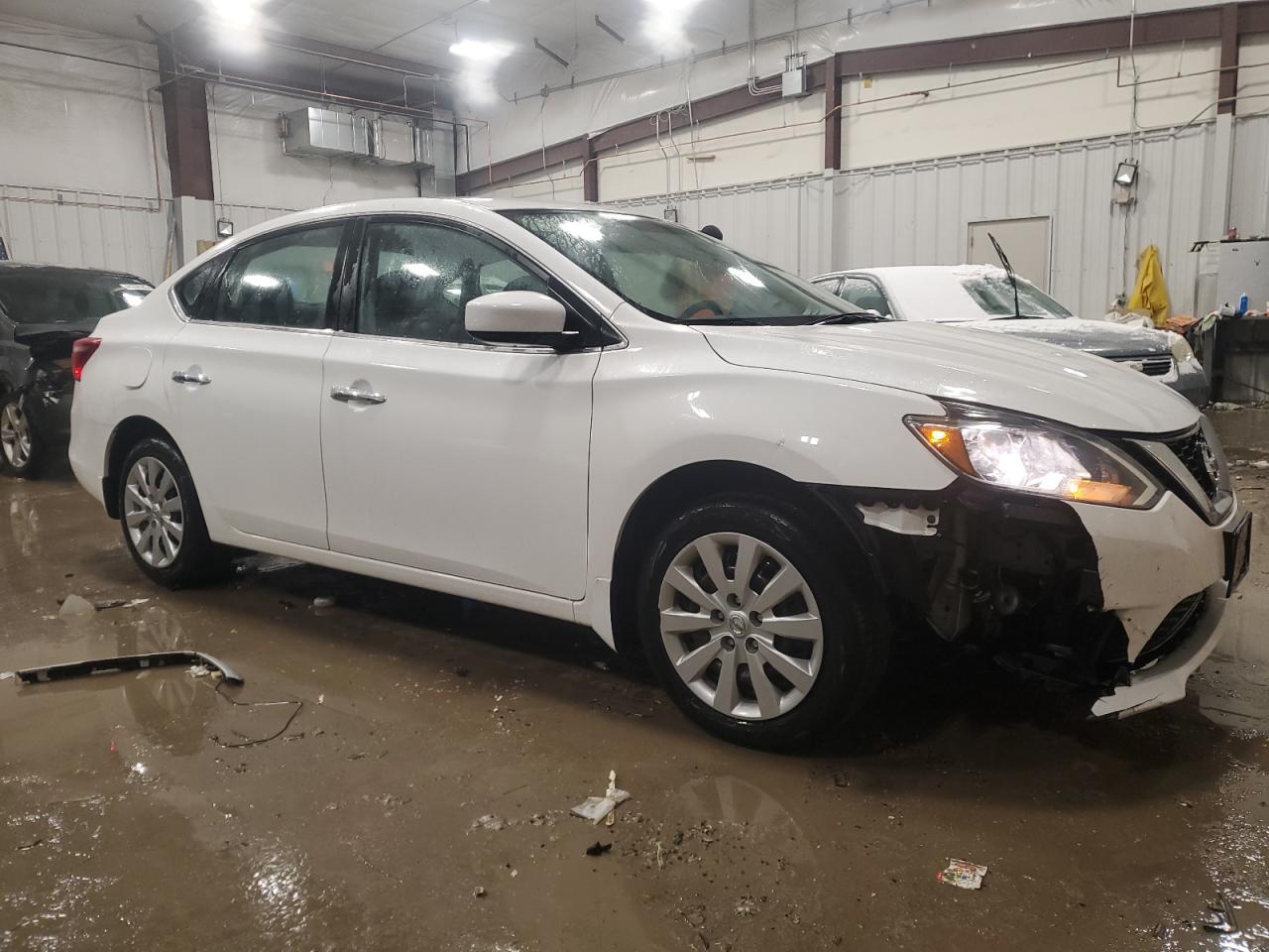 2017 NISSAN SENTRA S - Фото 4