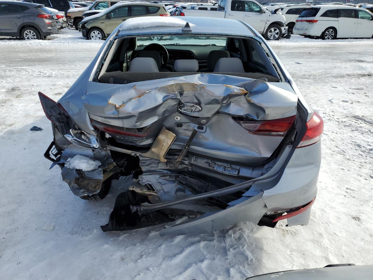 2017 HYUNDAI ELANTRA SE - Фото 6