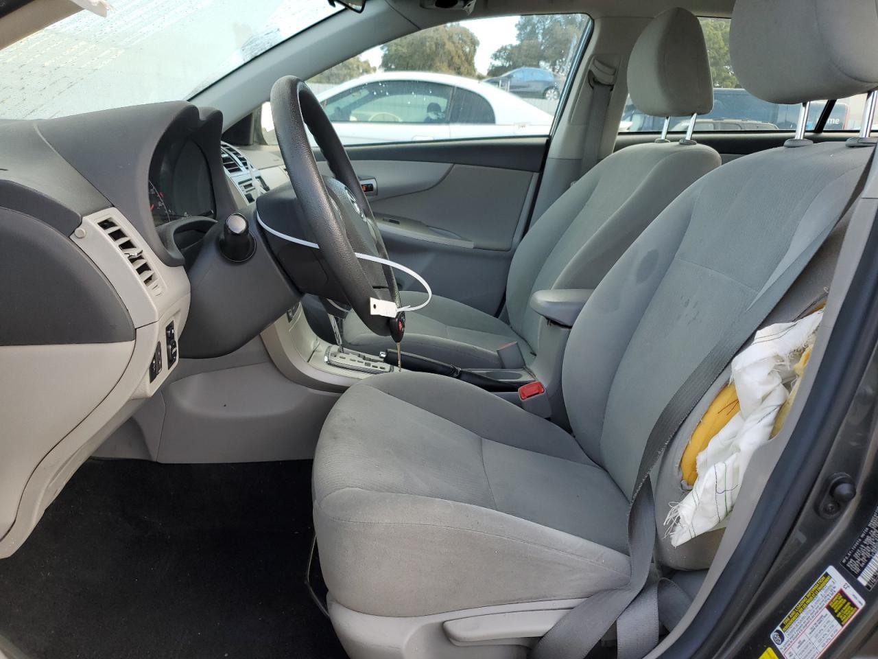 2013 TOYOTA COROLLA BA - Фото 7