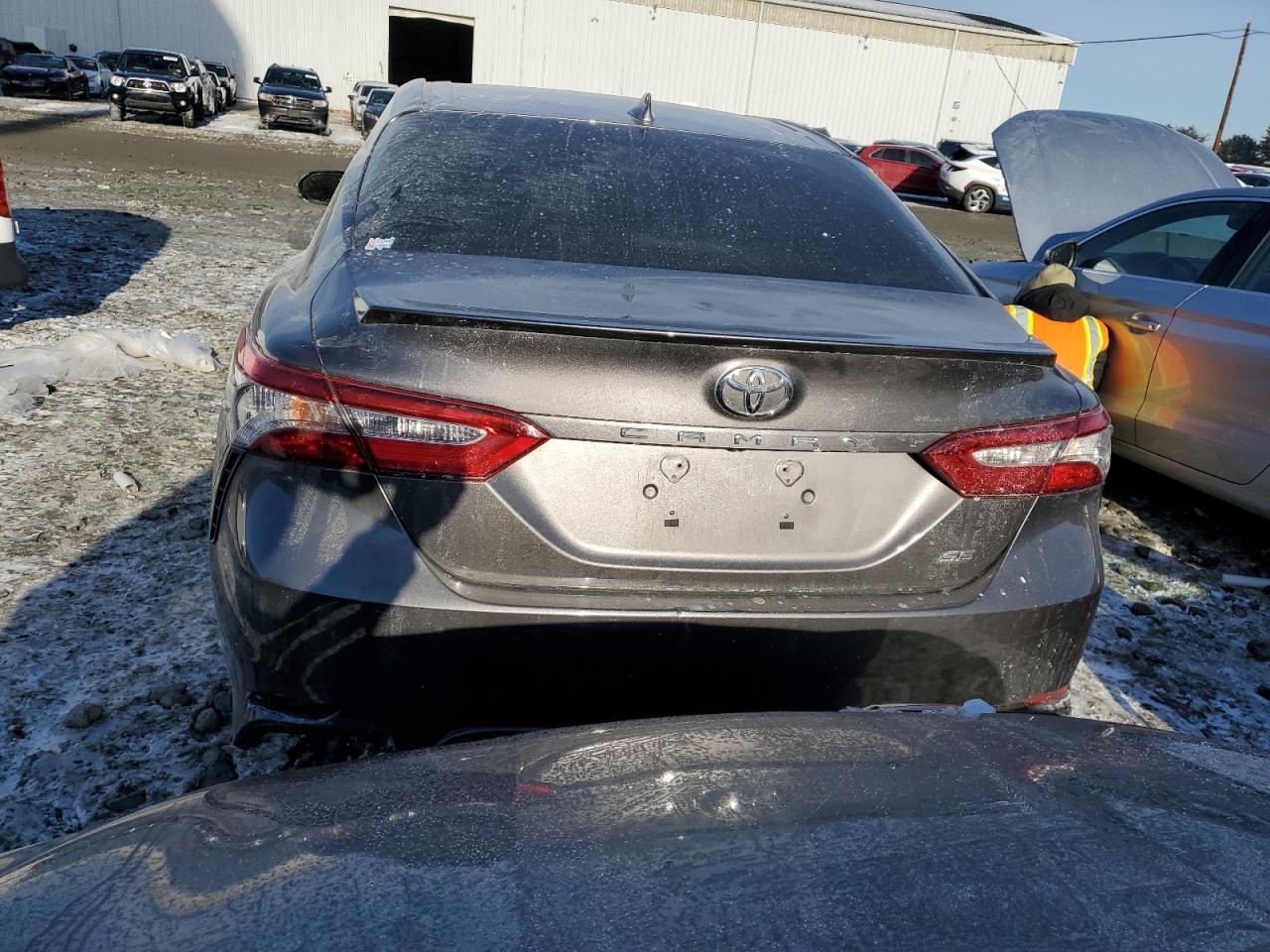 2019 TOYOTA CAMRY L - Фото 6