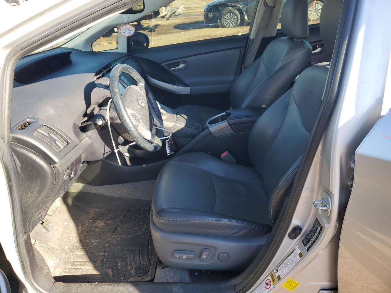 2015 TOYOTA PRIUS - Фото 7