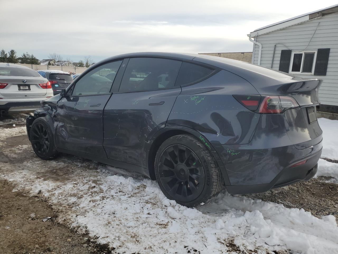 2022 TESLA MODEL Y - Image 2