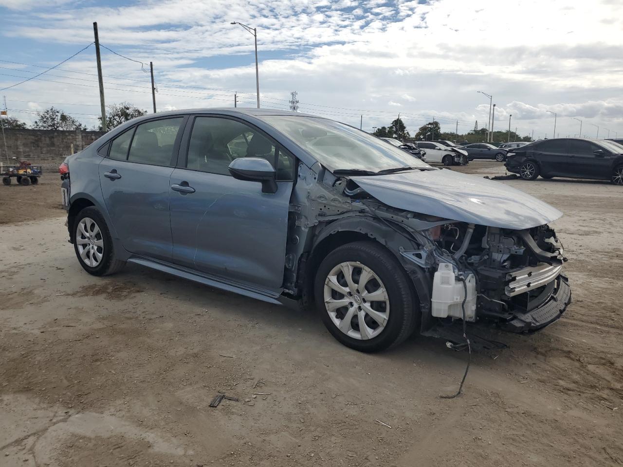 2021 TOYOTA COROLLA LE - Image 4