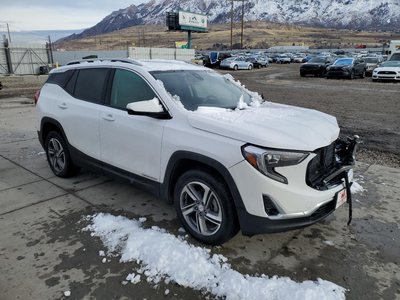 2021 GMC TERRAIN SL - Image 4