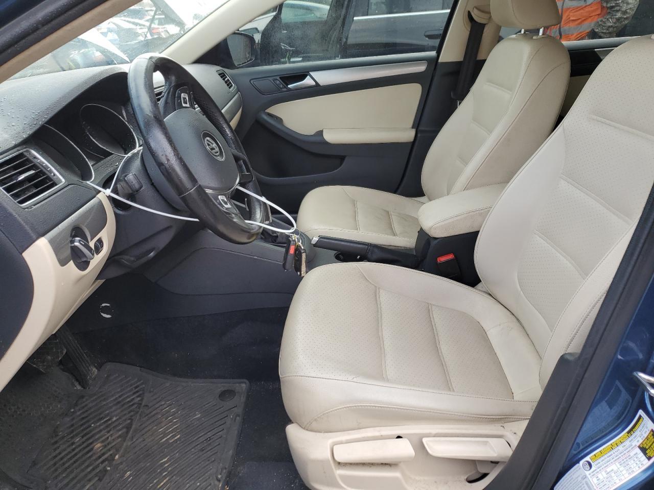 2017 VOLKSWAGEN JETTA SE - Фото 7
