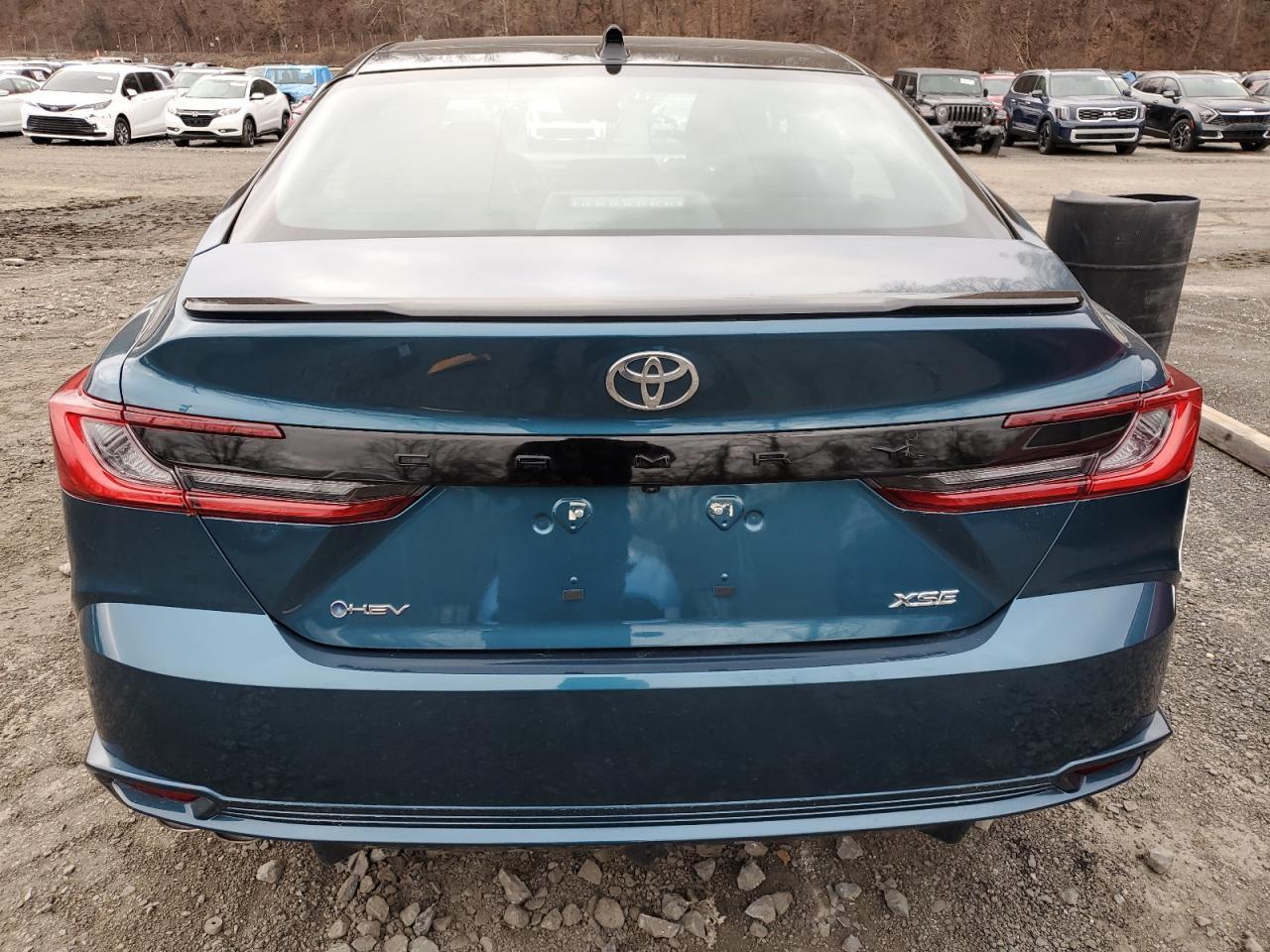 2025 TOYOTA CAMRY XSE - Image 6