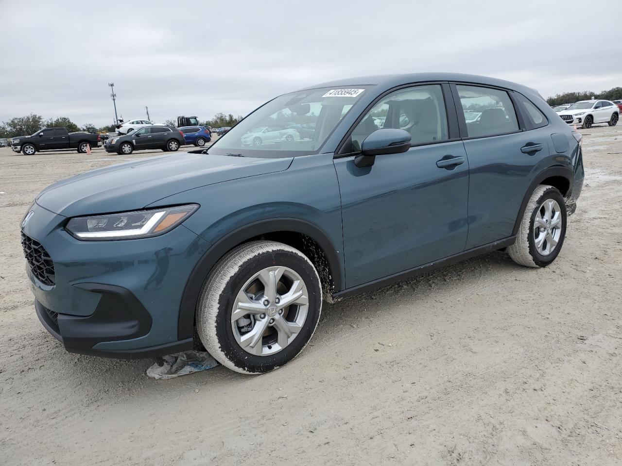 2025 HONDA HR-V LX