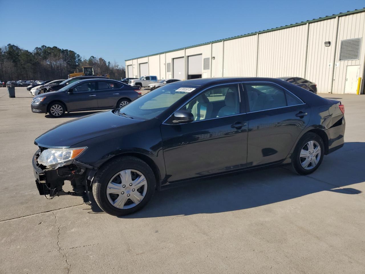 2013 TOYOTA CAMRY L