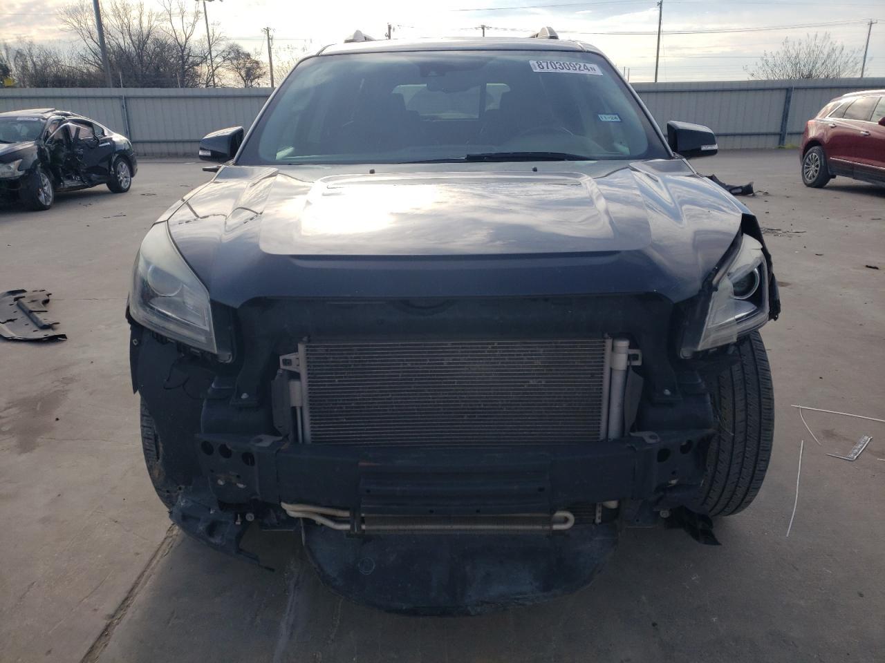 2016 GMC ACADIA SLT - Image 5
