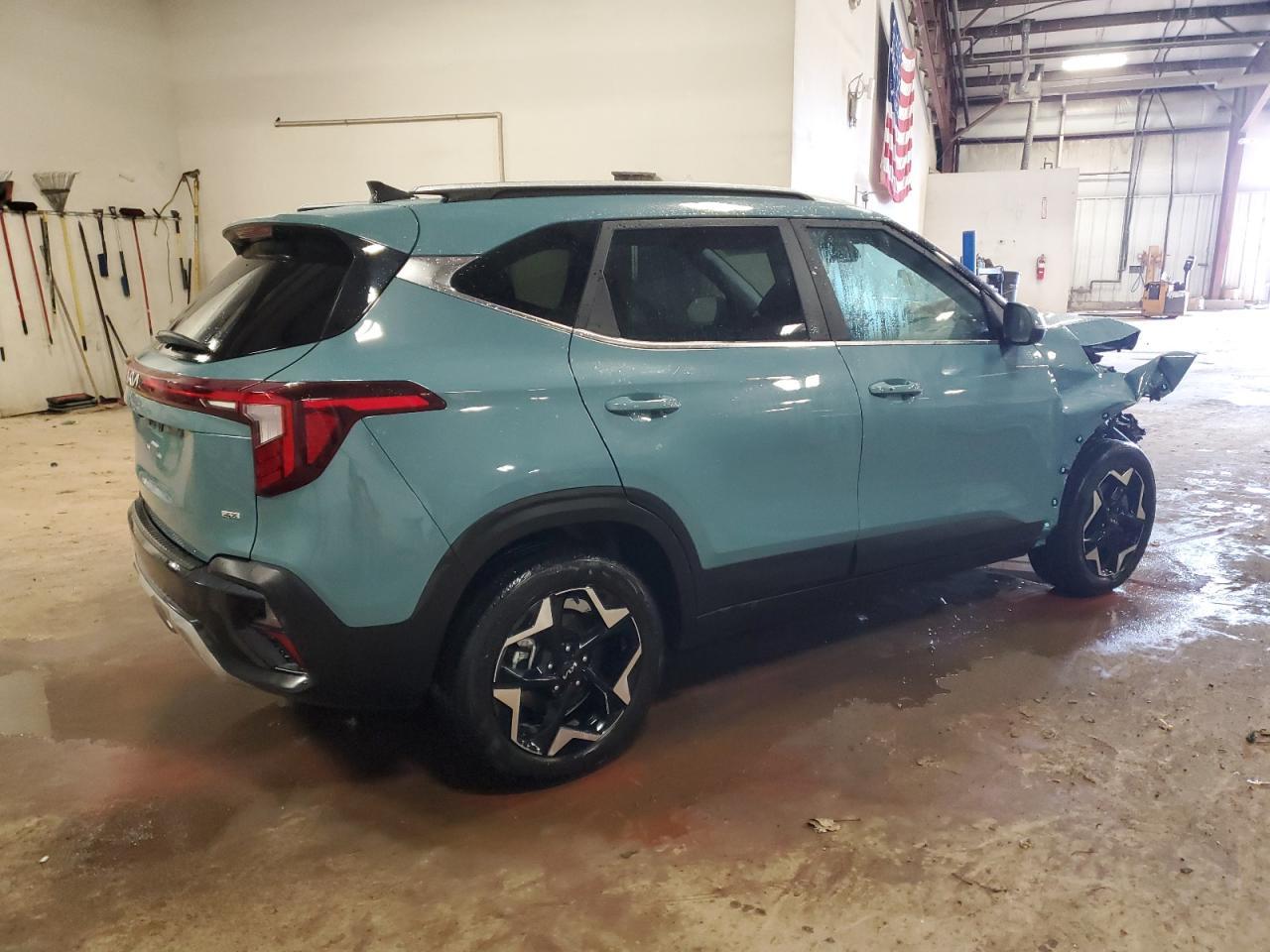 2024 KIA SELTOS EX - Image 3
