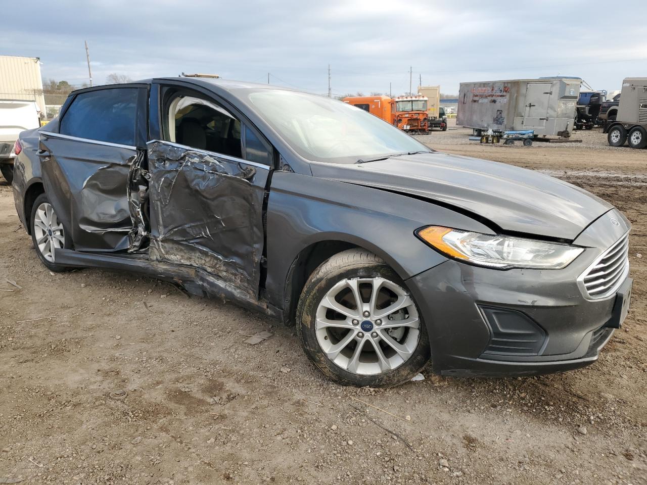 2020 FORD FUSION SE - Фото 4