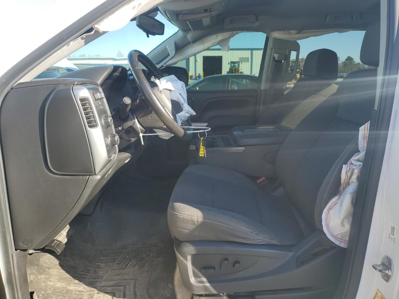2017 CHEVROLET SILVERADO - Image 7