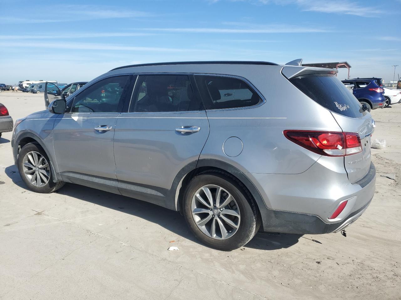 2017 HYUNDAI SANTA FE S - Image 2