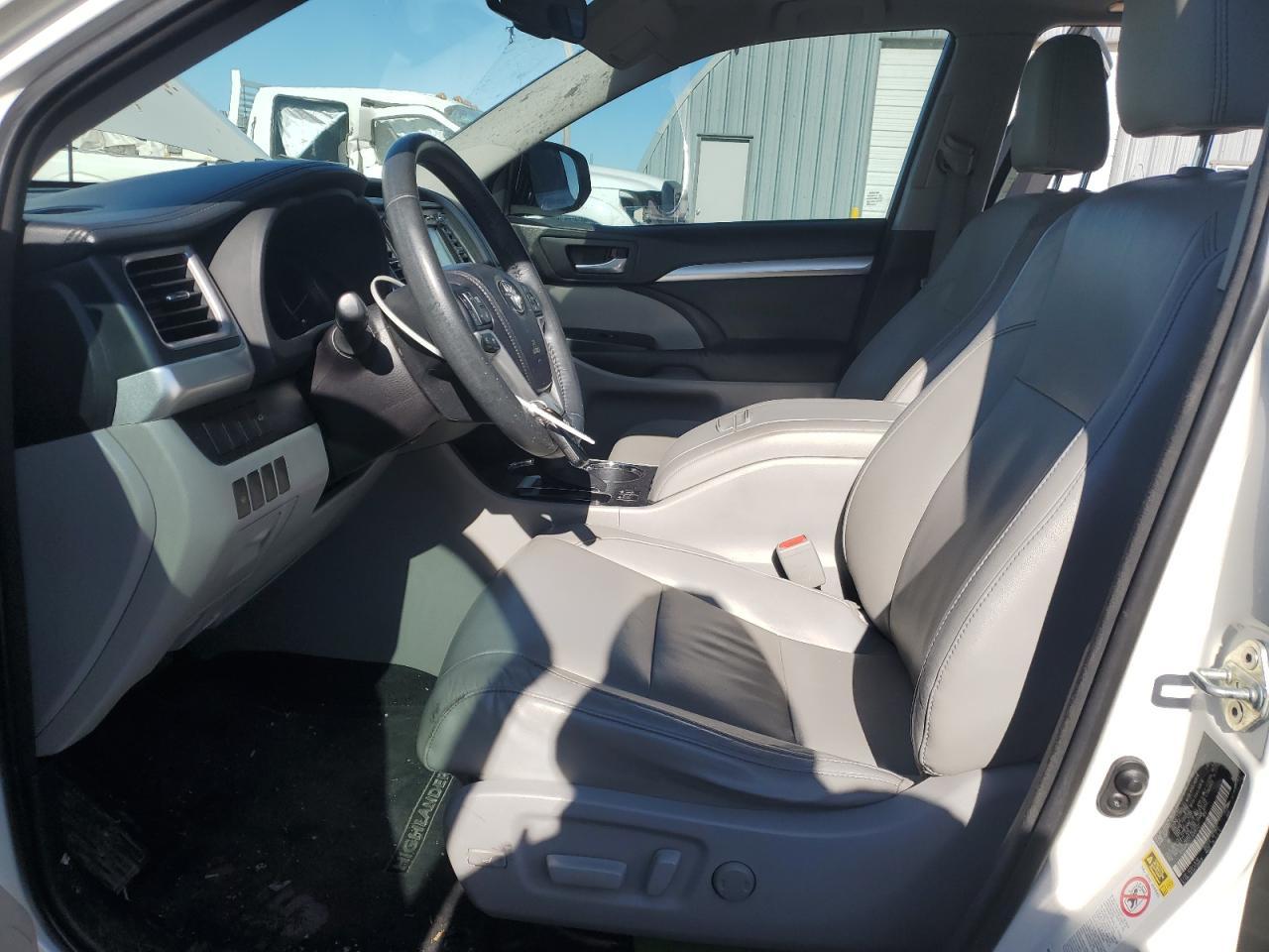 2014 TOYOTA HIGHLANDER - Image 7