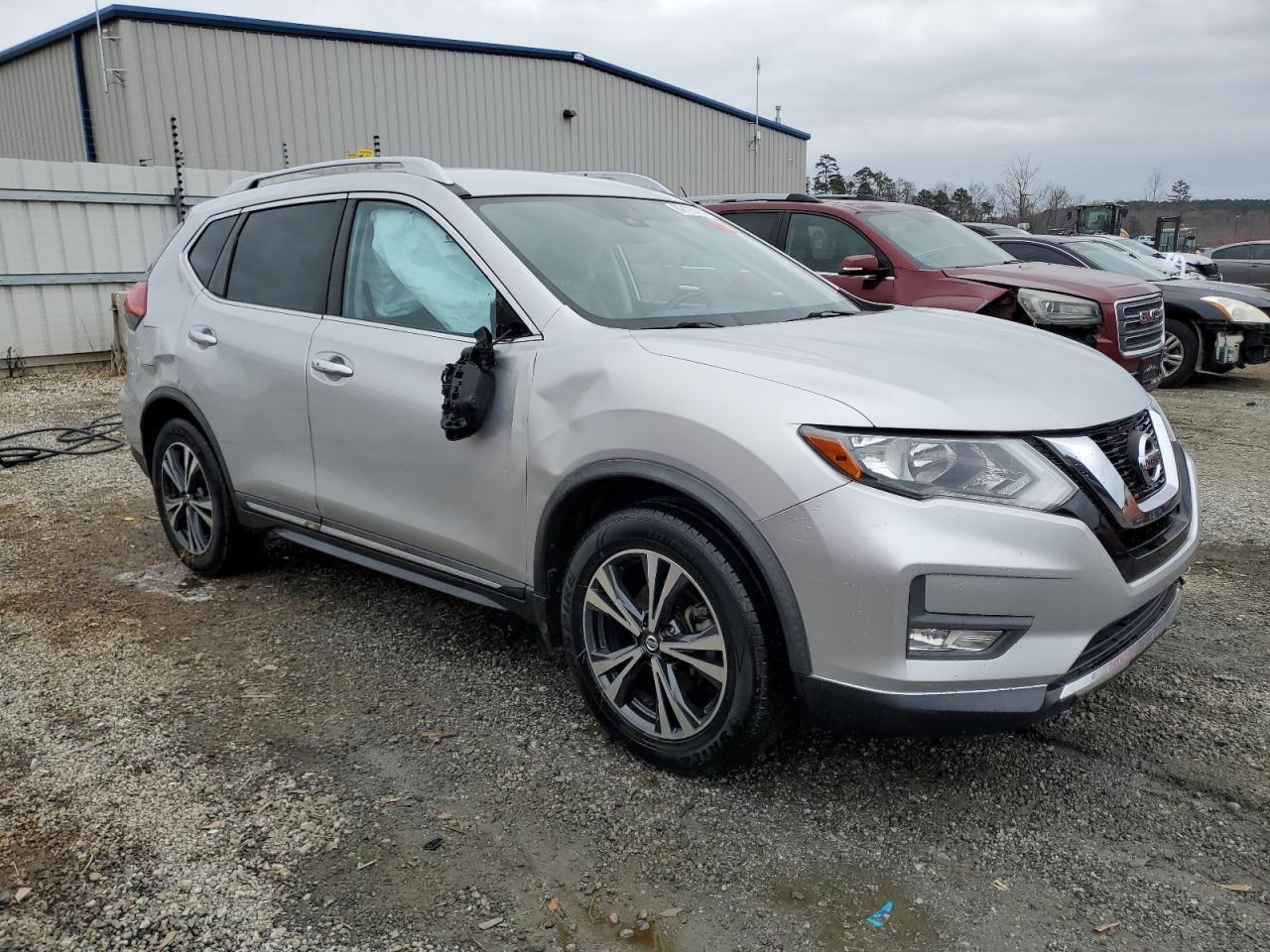 2017 NISSAN ROGUE S - Image 4