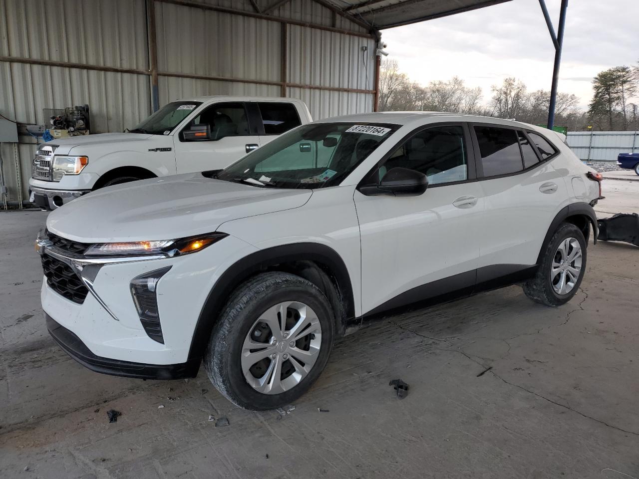 2024 CHEVROLET TRAX LS