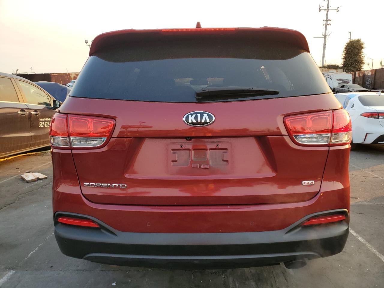 2017 KIA SORENTO LX - Фото 6