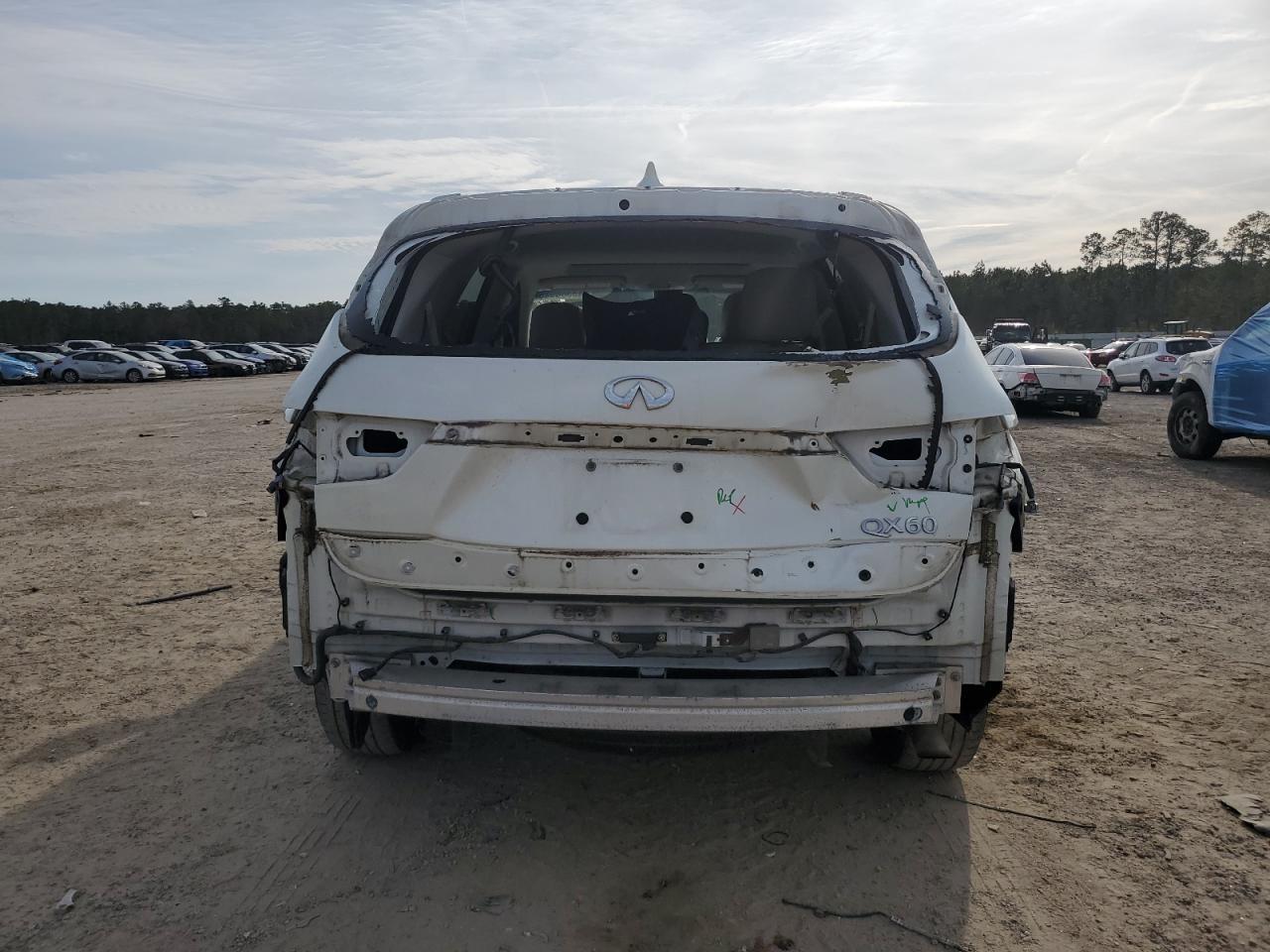 2016 INFINITI QX60 - Фото 6