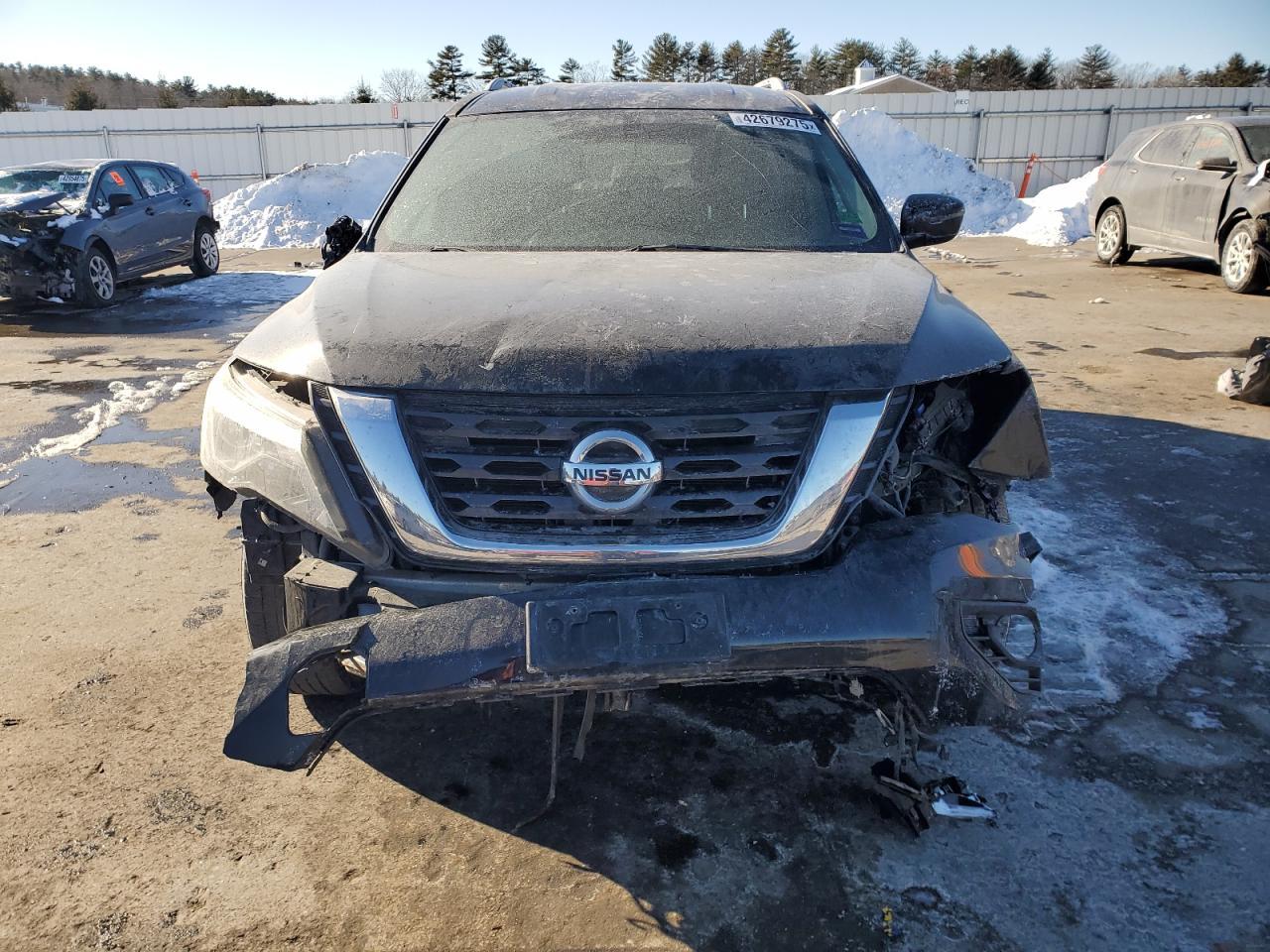 2017 NISSAN PATHFINDER - Image 5