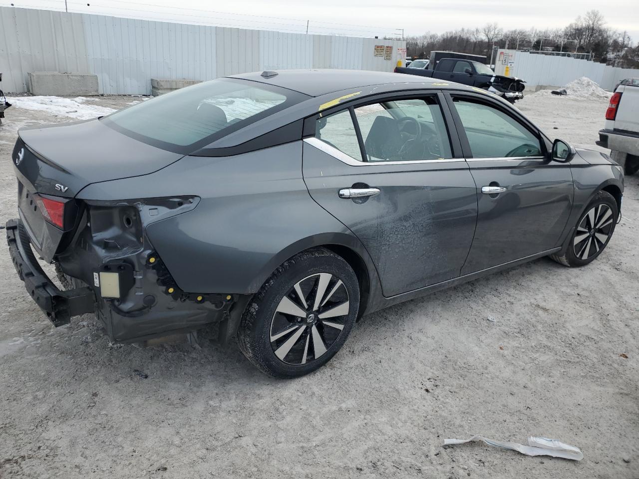 2022 NISSAN ALTIMA SV - Фото 3