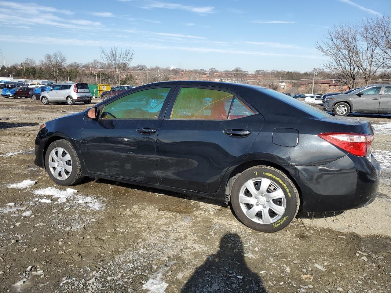 2019 TOYOTA COROLLA L - Фото 2
