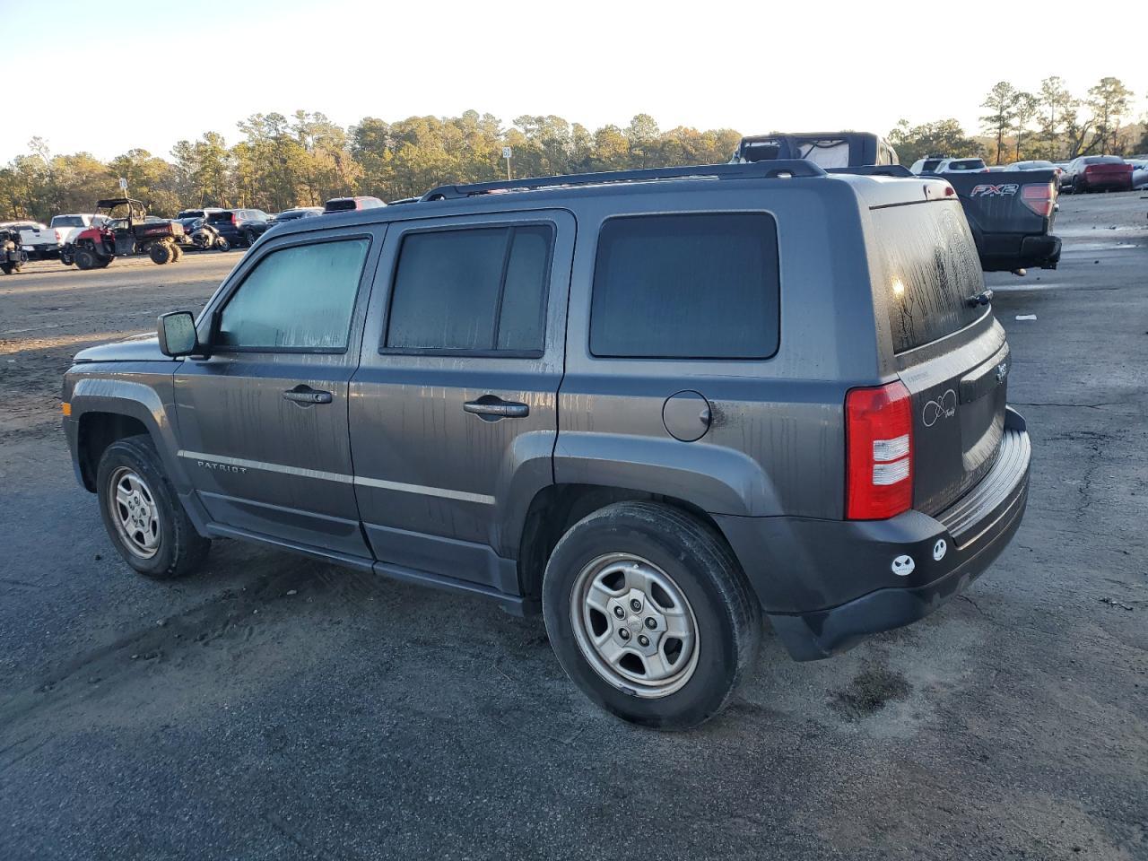 2014 JEEP PATRIOT SP - Image 2