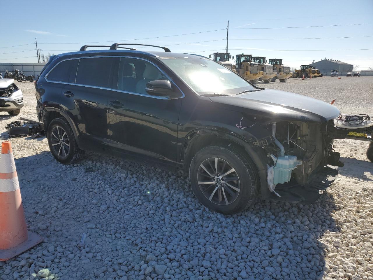 2018 TOYOTA HIGHLANDER - Фото 4