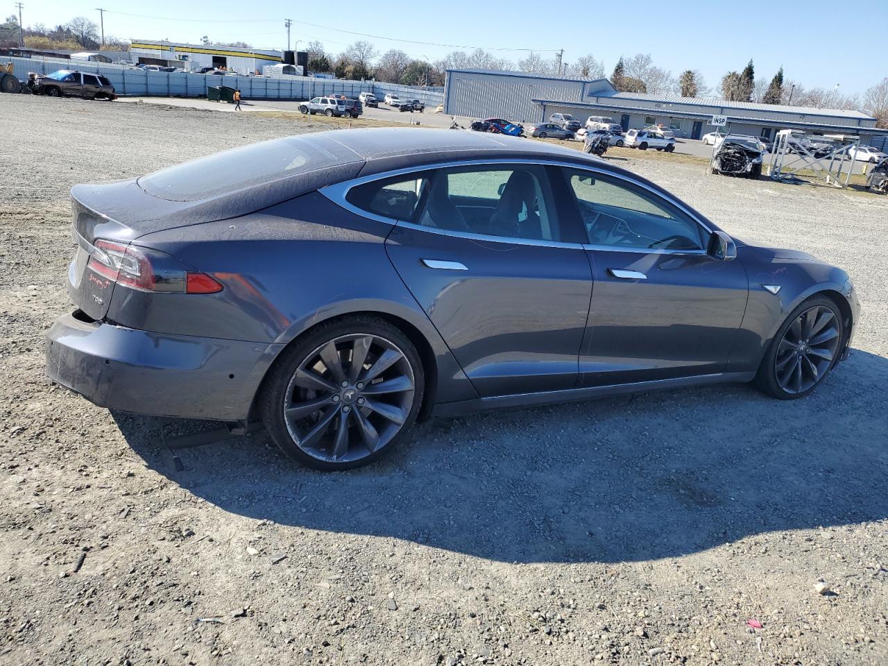 2015 TESLA MODEL S 70 - Image 3