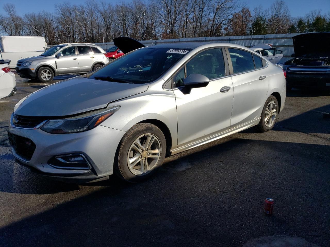 2016 CHEVROLET CRUZE LT