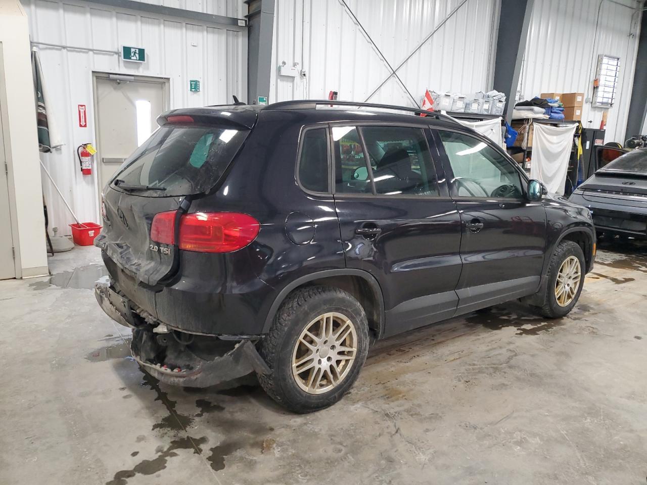 2014 VOLKSWAGEN TIGUAN S - Фото 3
