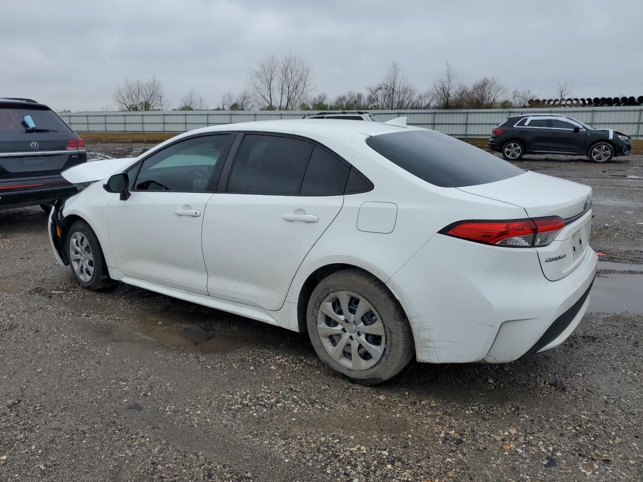 2021 TOYOTA COROLLA LE - Image 2