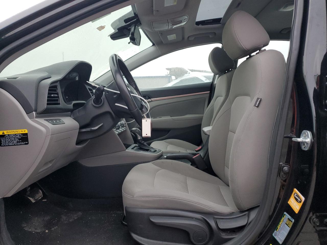 2019 HYUNDAI ELANTRA SE - Фото 7