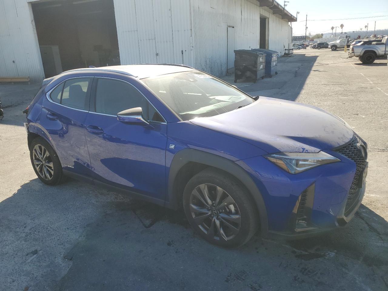 2021 LEXUS UX 250H - Фото 4