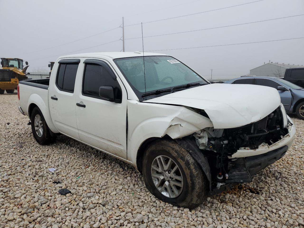 2017 NISSAN FRONTIER S - Image 4