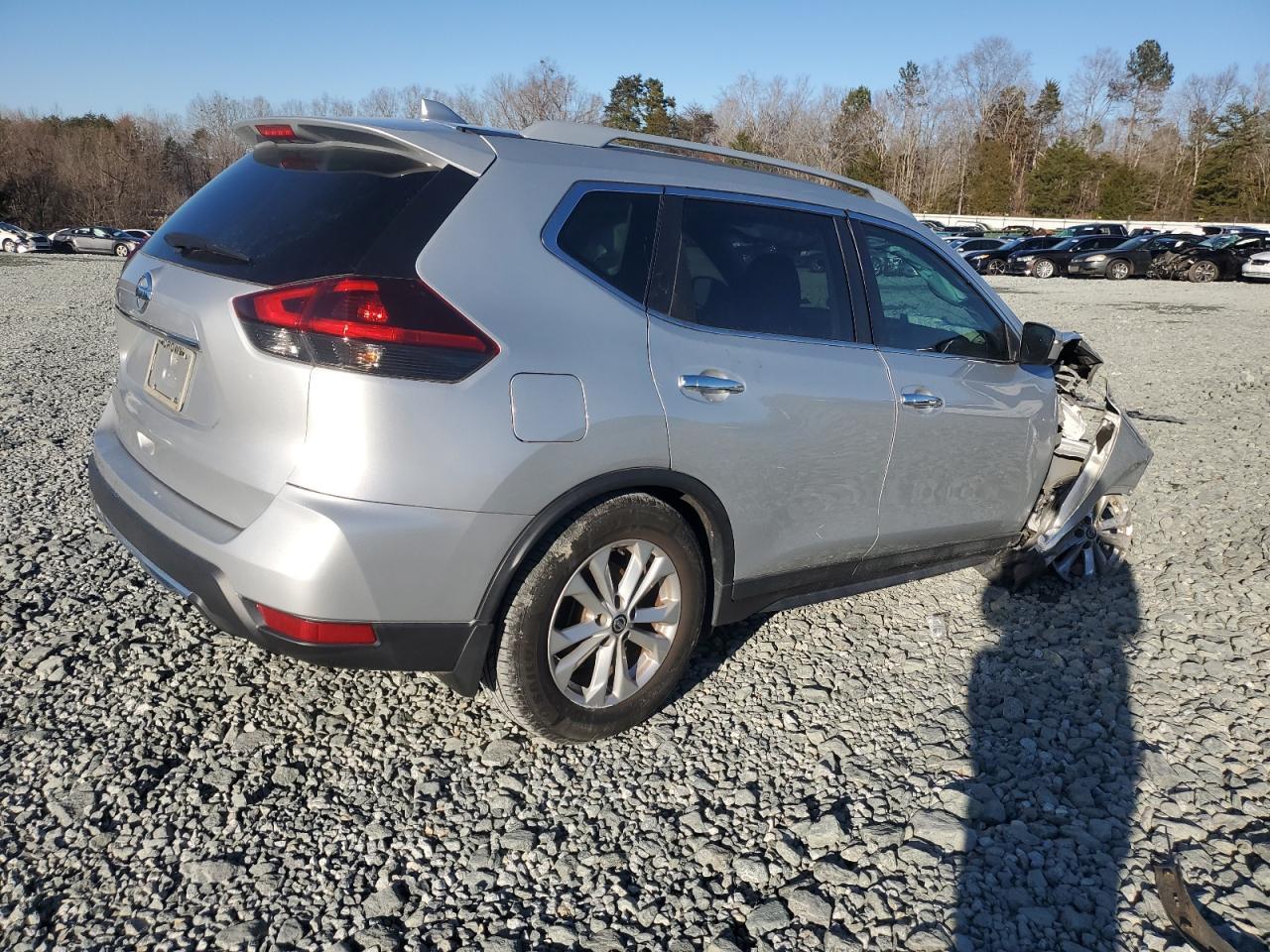 2018 NISSAN ROGUE S - Фото 3