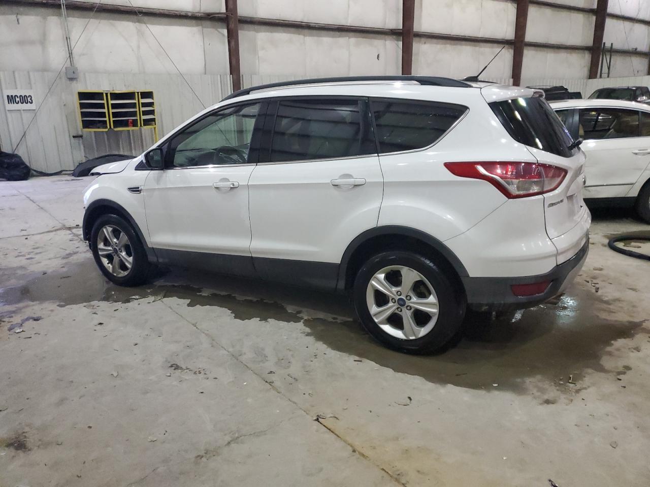 2015 FORD ESCAPE SE - Image 2