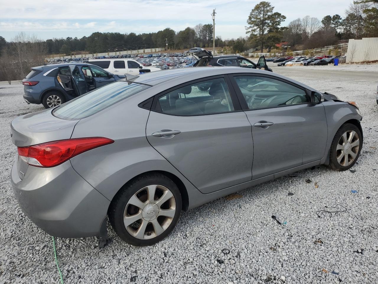2013 HYUNDAI ELANTRA GL - Image 3