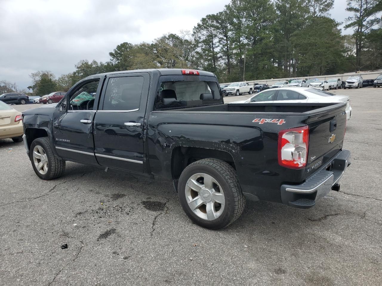 2017 CHEVROLET SILVERADO - Image 2