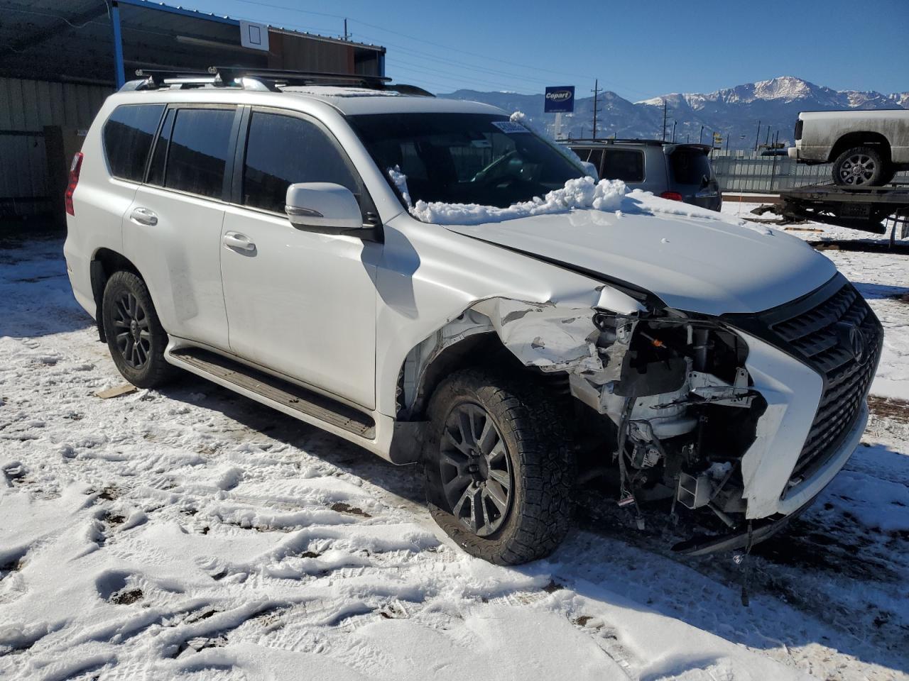 2022 LEXUS GX 460 - Image 4