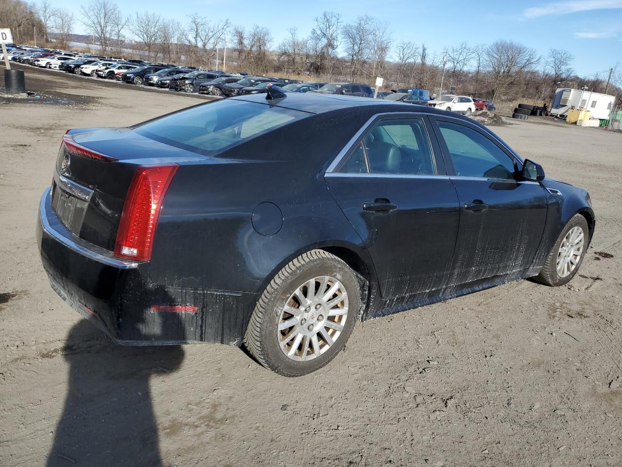 2011 CADILLAC CTS LUXURY - Image 3